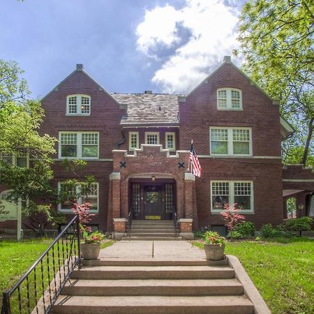 The Rogers House Inn Bed And Breakfast Lincoln Bagian luar foto