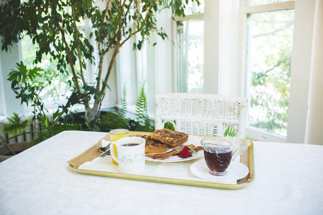 The Rogers House Inn Bed And Breakfast Lincoln Bagian luar foto