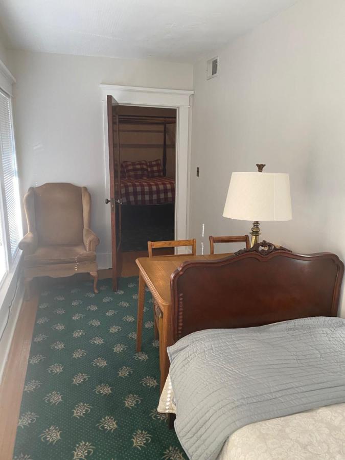 The Rogers House Inn Bed And Breakfast Lincoln Bagian luar foto
